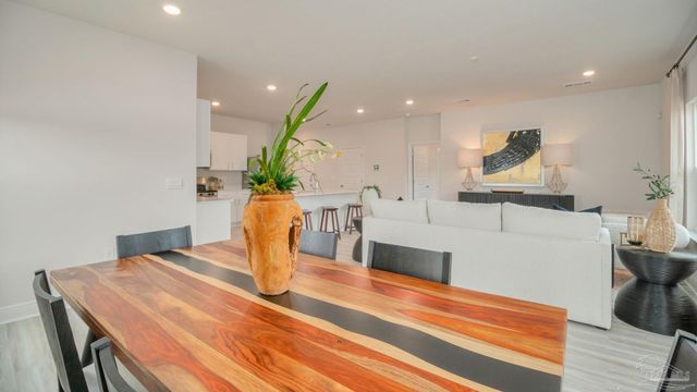 2128 Chirping Cricket Ct, Gulf Breeze, FL 32563