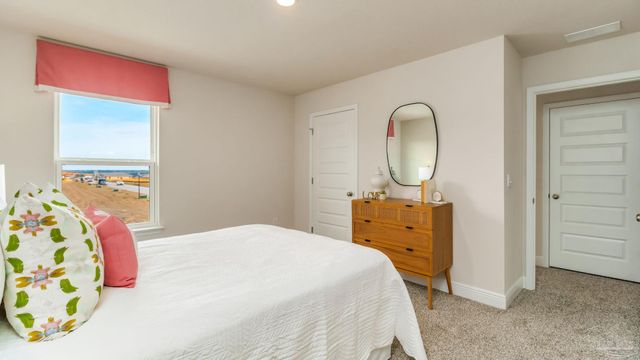 2128 Chirping Cricket Ct, Gulf Breeze, FL 32563