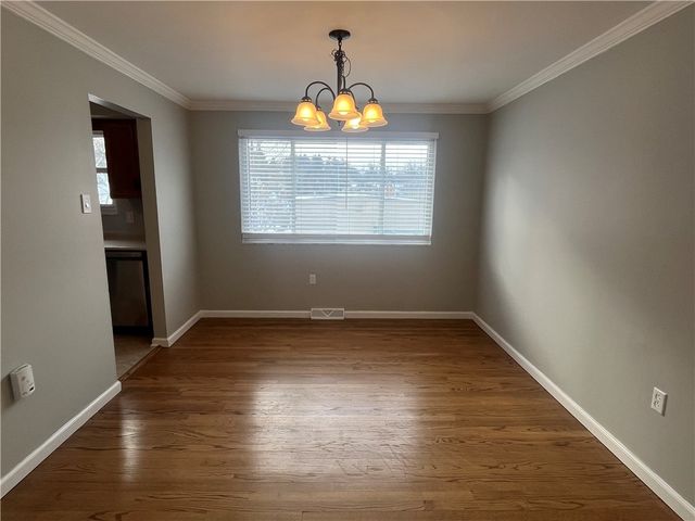 8239 Elaine Dr, Mccandless, PA 15237