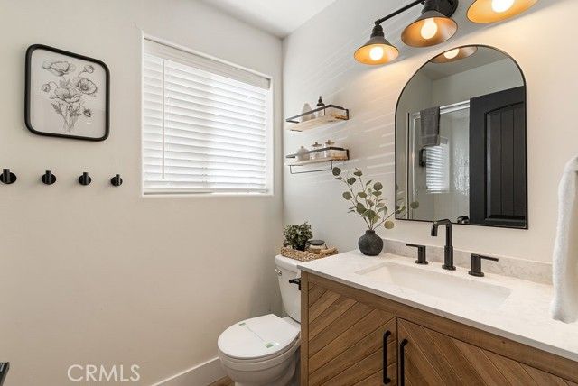 1498 Deer Way, Lake Arrowhead, CA 92352