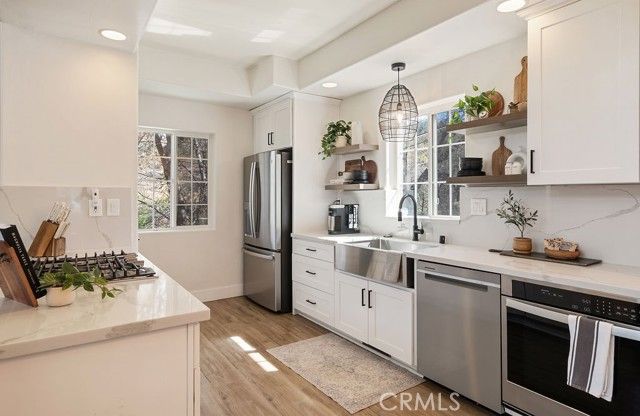 1498 Deer Way, Lake Arrowhead, CA 92352