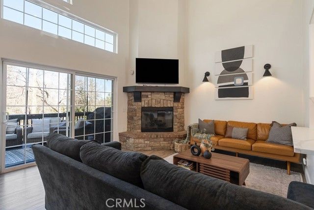 1498 Deer Way, Lake Arrowhead, CA 92352