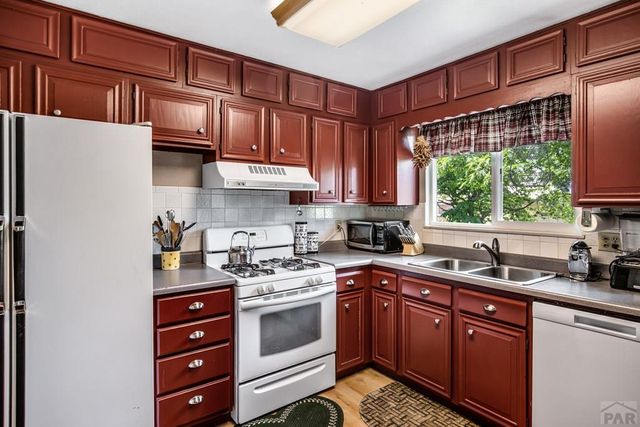 178 MacNeil Place, Pueblo, CO 81001