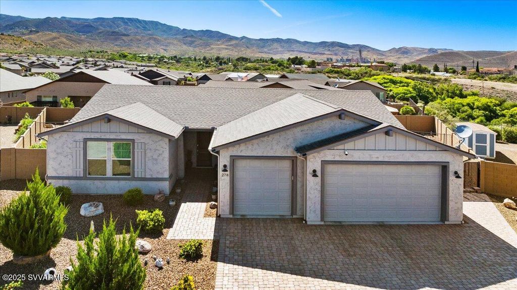 278 Laughing Hill Drive, Clarkdale, AZ 86324