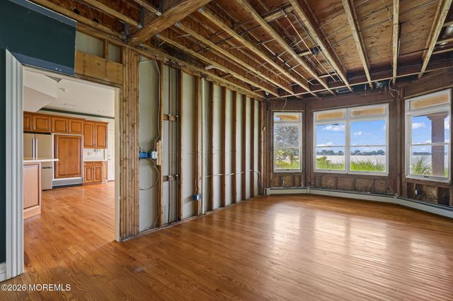 1 Shell Road, Neptune City, NJ 07753