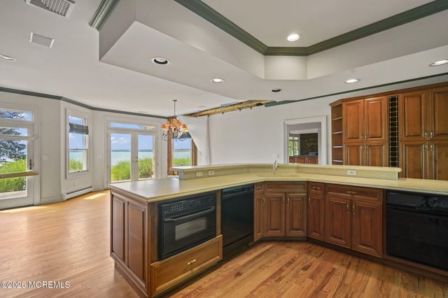 1 Shell Road, Neptune City, NJ 07753