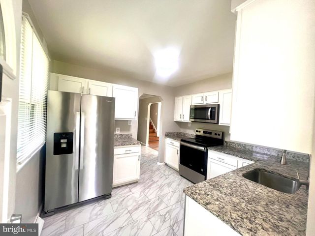 9109 PINEHURST DR, Fort Washington, MD 20744