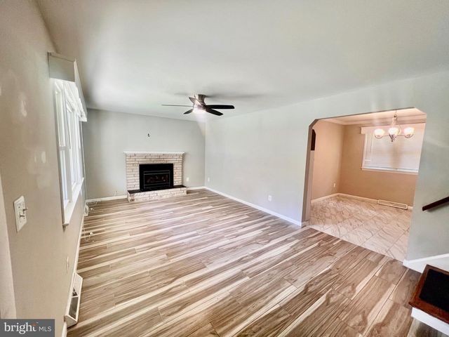 9109 PINEHURST DR, Fort Washington, MD 20744