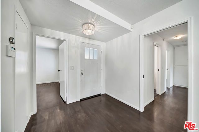 23008 Hamlin Street, West Hills (los Angeles), CA 91307