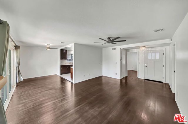 23008 Hamlin Street, West Hills (los Angeles), CA 91307