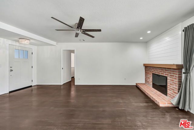 23008 Hamlin Street, West Hills (los Angeles), CA 91307