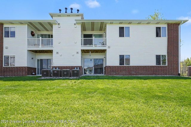 1002 Carom Circle, Mason, MI 48854