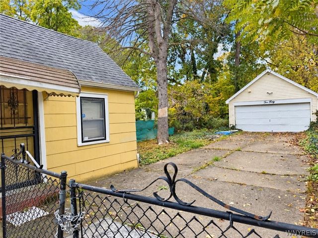240 Herman Street, Buffalo, NY 14211