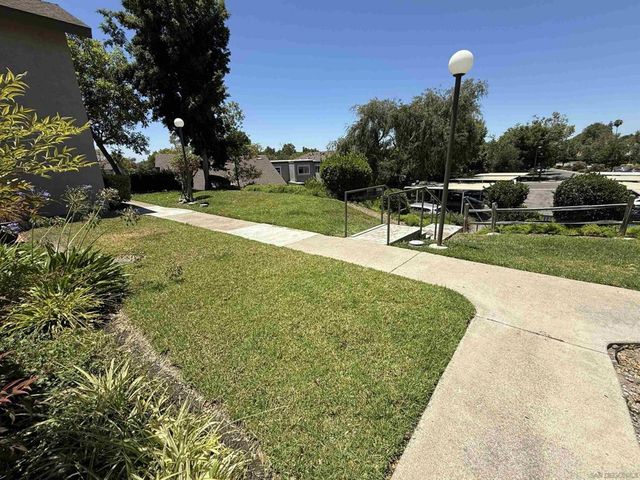 10873 Caravelle Pl, San Diego, CA 92124