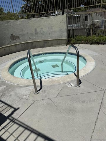 10873 Caravelle Pl, San Diego, CA 92124
