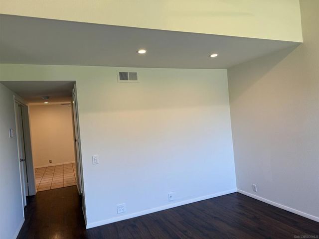 10873 Caravelle Pl, San Diego, CA 92124