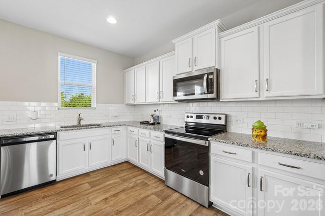 11344 Winding Gorge Drive, Huntersville, NC 28078