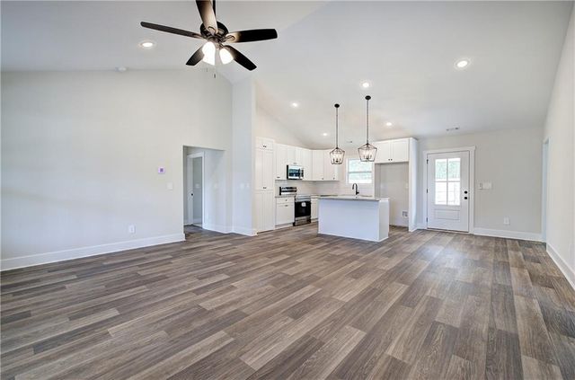 816 Forrest Avenue, Rockmart, GA 30153