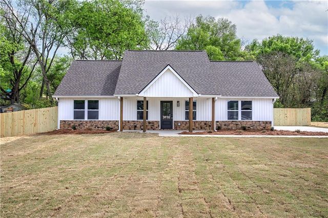 816 Forrest Avenue, Rockmart, GA 30153