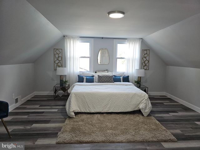 19 MESSENGER LN, Willingboro, NJ 08046