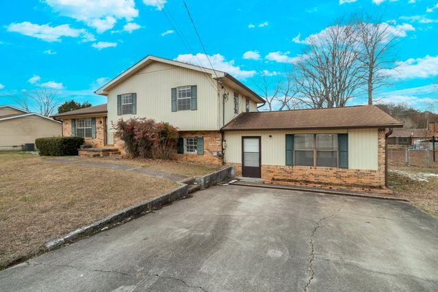 4825 Tulip Avenue NW, Cleveland, TN 37312