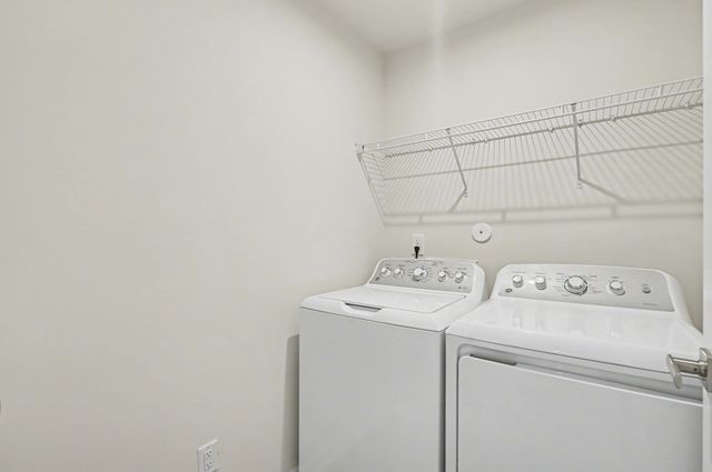 8036 NW Sterling Oaks Dr, Ash, NC 28420