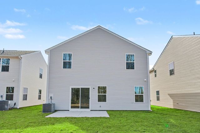 8036 NW Sterling Oaks Dr, Ash, NC 28420