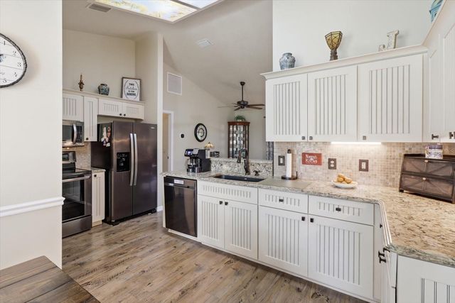 6244 W WESTON DRIVE, Crystal River, FL 34429