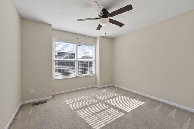 7016 Churchill Downs Drive, New Albany, OH 43054