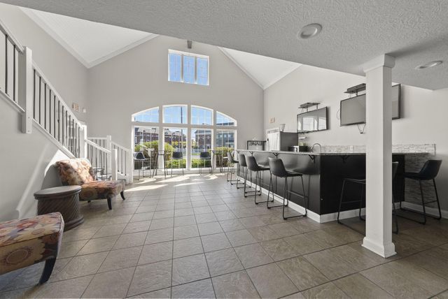 7016 Churchill Downs Drive, New Albany, OH 43054