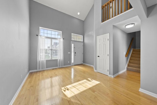 7016 Churchill Downs Drive, New Albany, OH 43054