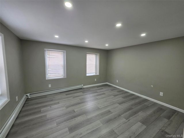 269 Willis Avenue North, Mineola, NY 11501