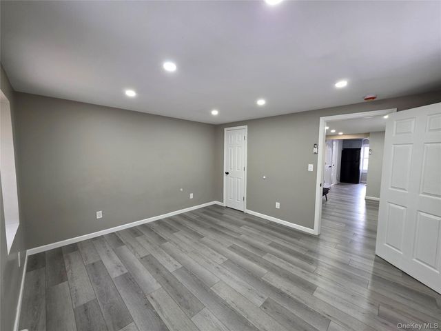 269 Willis Avenue North, Mineola, NY 11501