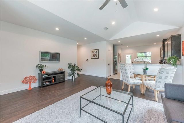 10110 Budtime Lane, Dallas, TX 75217