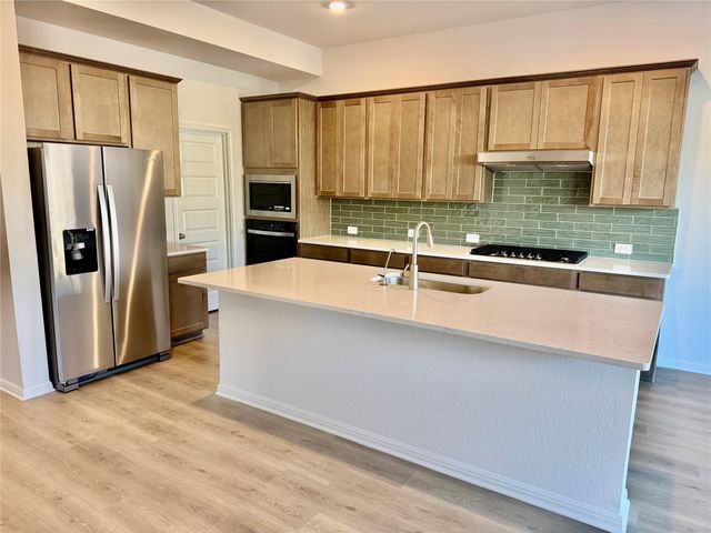 528 Banff DR, Kyle, TX 78640