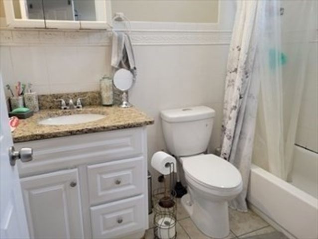 118 Foster Street 2, Peabody, MA 01960