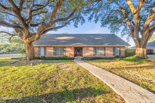 201 Saxon Drive, Lafayette, LA 70508