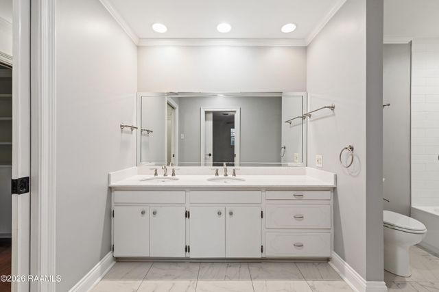 201 Saxon Drive, Lafayette, LA 70508