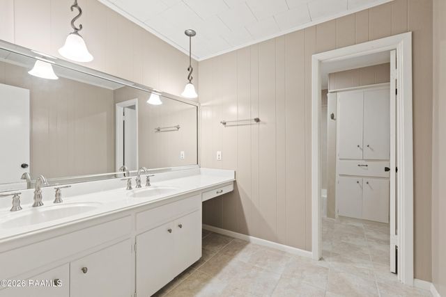 201 Saxon Drive, Lafayette, LA 70508