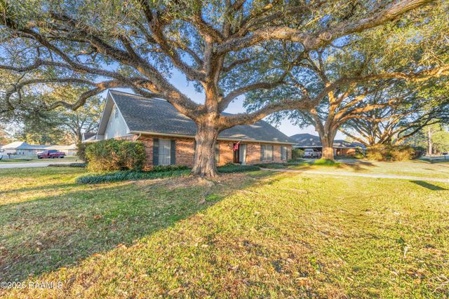 201 Saxon Drive, Lafayette, LA 70508