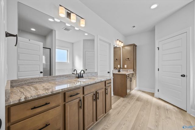 17764 Cabernet Street, Athens, AL 35613