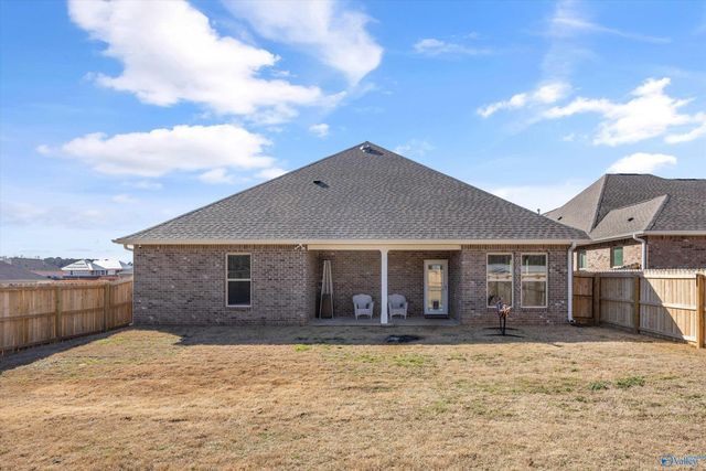 17764 Cabernet Street, Athens, AL 35613