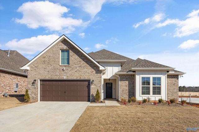 17764 Cabernet Street, Athens, AL 35613