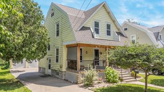 728 MONROE STREET, Oshkosh, WI 54901