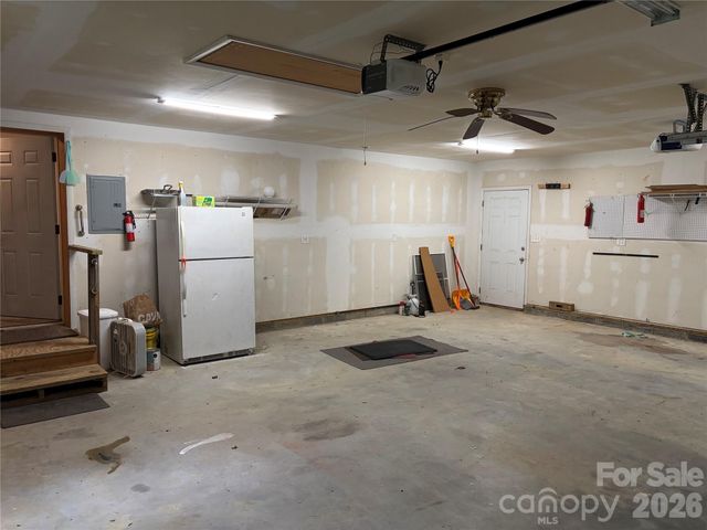 524 Clear Creek Road, Burnsville, NC 28714