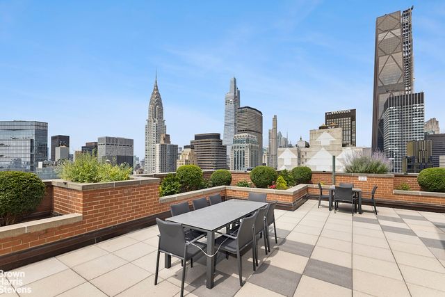 236 E 47th St Apt 30E, New York City, NY 10017