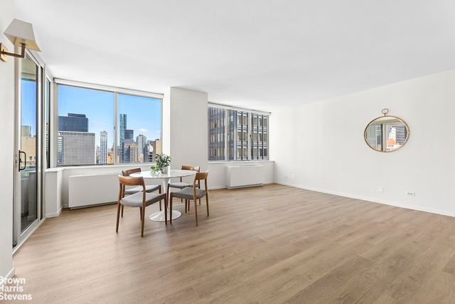 236 E 47th St Apt 30E, New York City, NY 10017