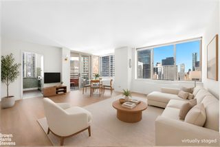 236 E 47th St Apt 30E, New York City, NY 10017