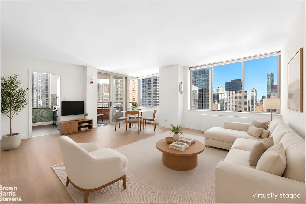236 E 47th St Apt 30E, New York City, NY 10017