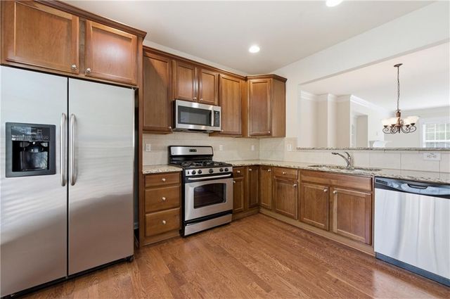 630 Pecan Knoll Drive 13, Marietta, GA 30008